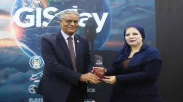 الجامعة المصرية الصينية تحتفل باليوم العالمي لنظم المعلومات الجغرافية بحضور مئات الباحثين والطلاب 1